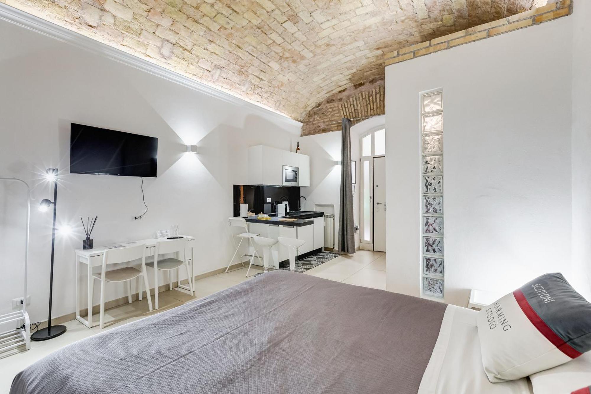 Lägenhet Scipioni Charming Studio